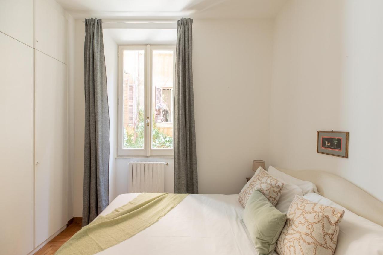 Iflat Red Roman Apartament Bagian luar foto